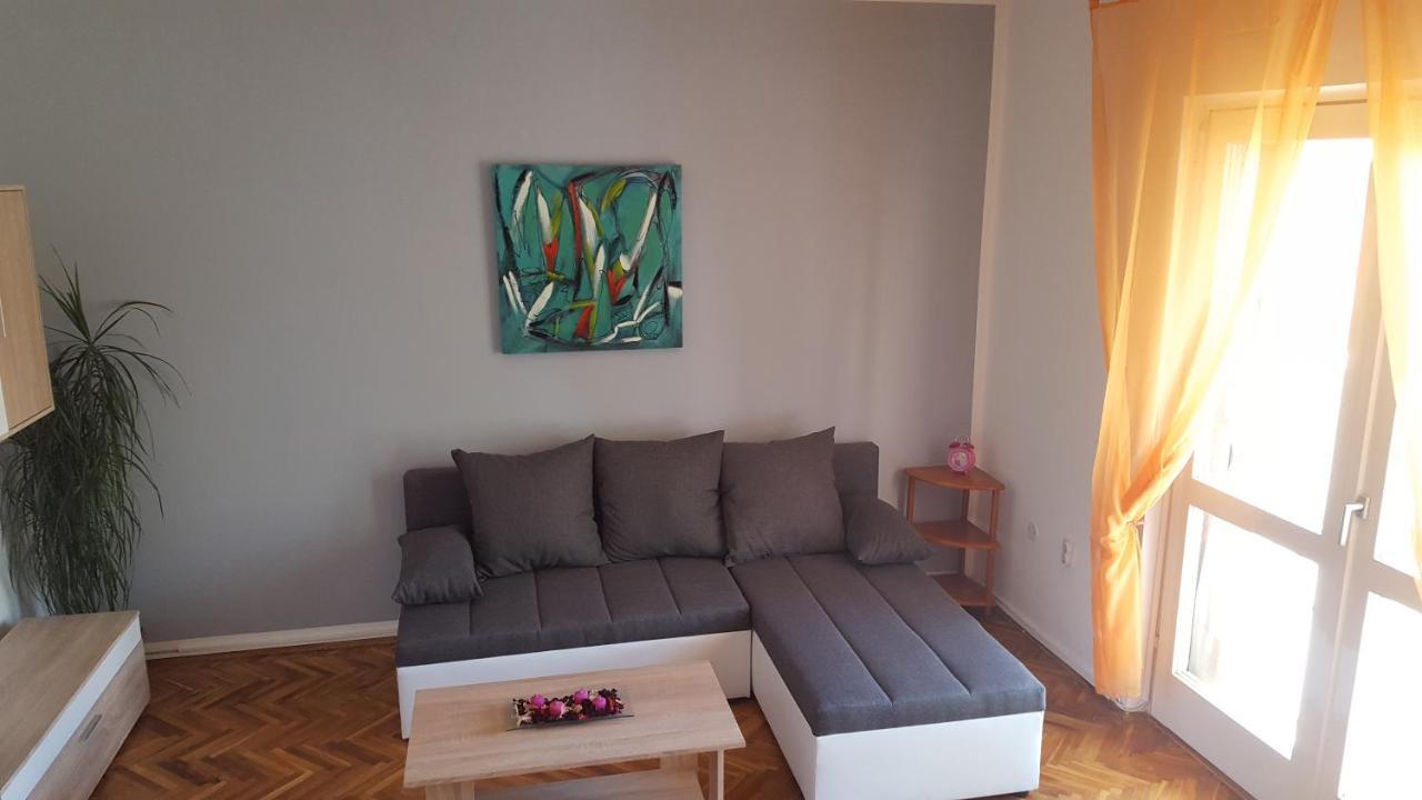 Apartman Ema 4+2 Koromačno Exterior foto